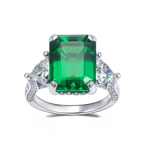 R011- Lab Grown Emerald 5CT Ring