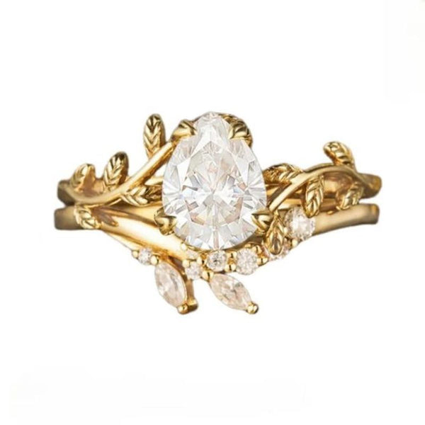 R030-Ainan Custom Vintage Pear Moissanite Bridal Ring Set